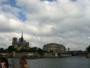 Notre Dame- prime photo spot!