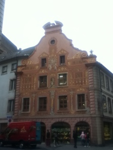 Seen in Strasbourg one rainy Friday morning...
